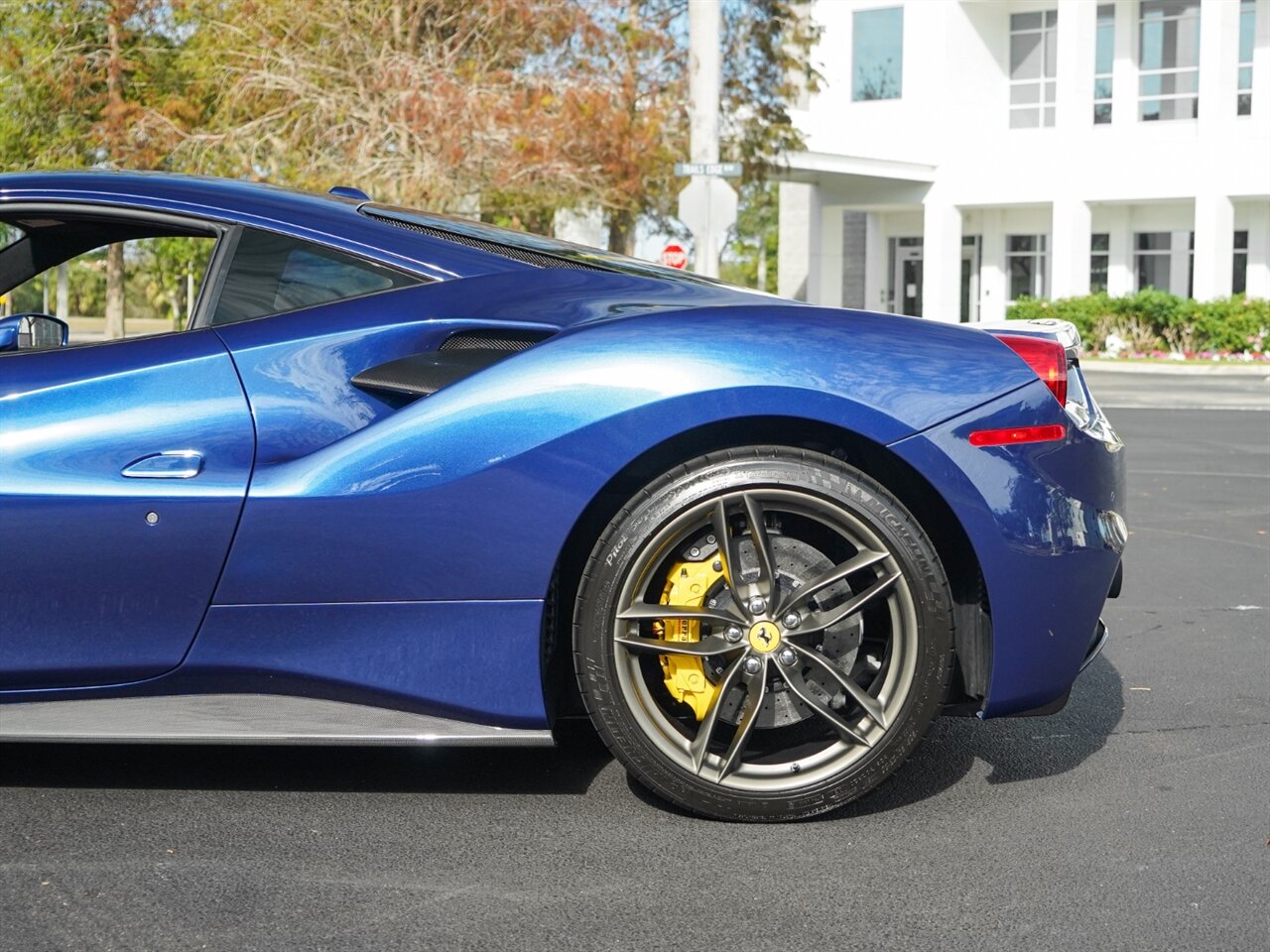 2018 Ferrari 488 GTB   - Photo 42 - Bonita Springs, FL 34134