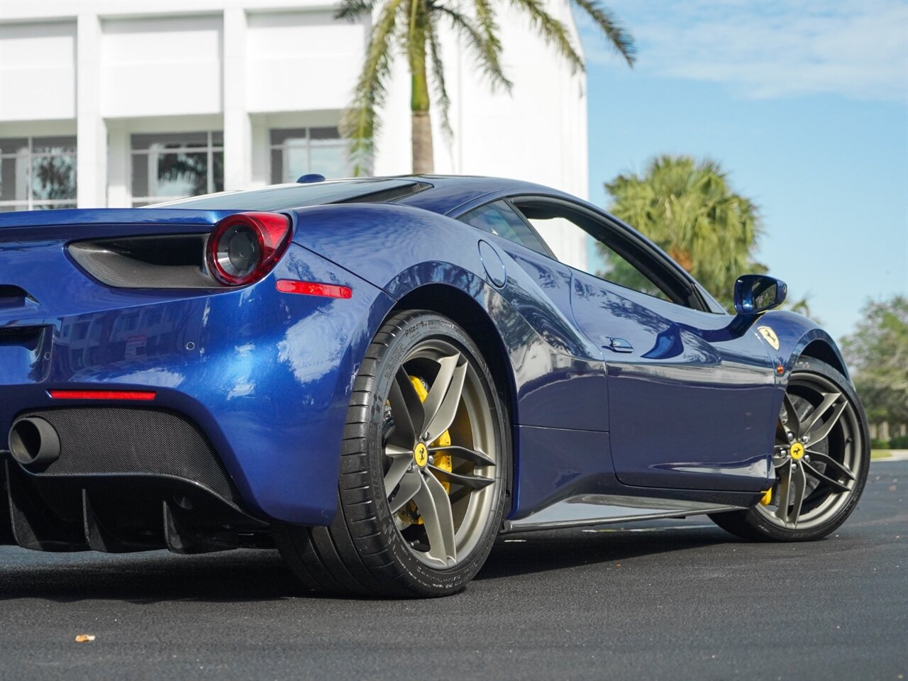 2018 Ferrari 488 GTB   - Photo 61 - Bonita Springs, FL 34134