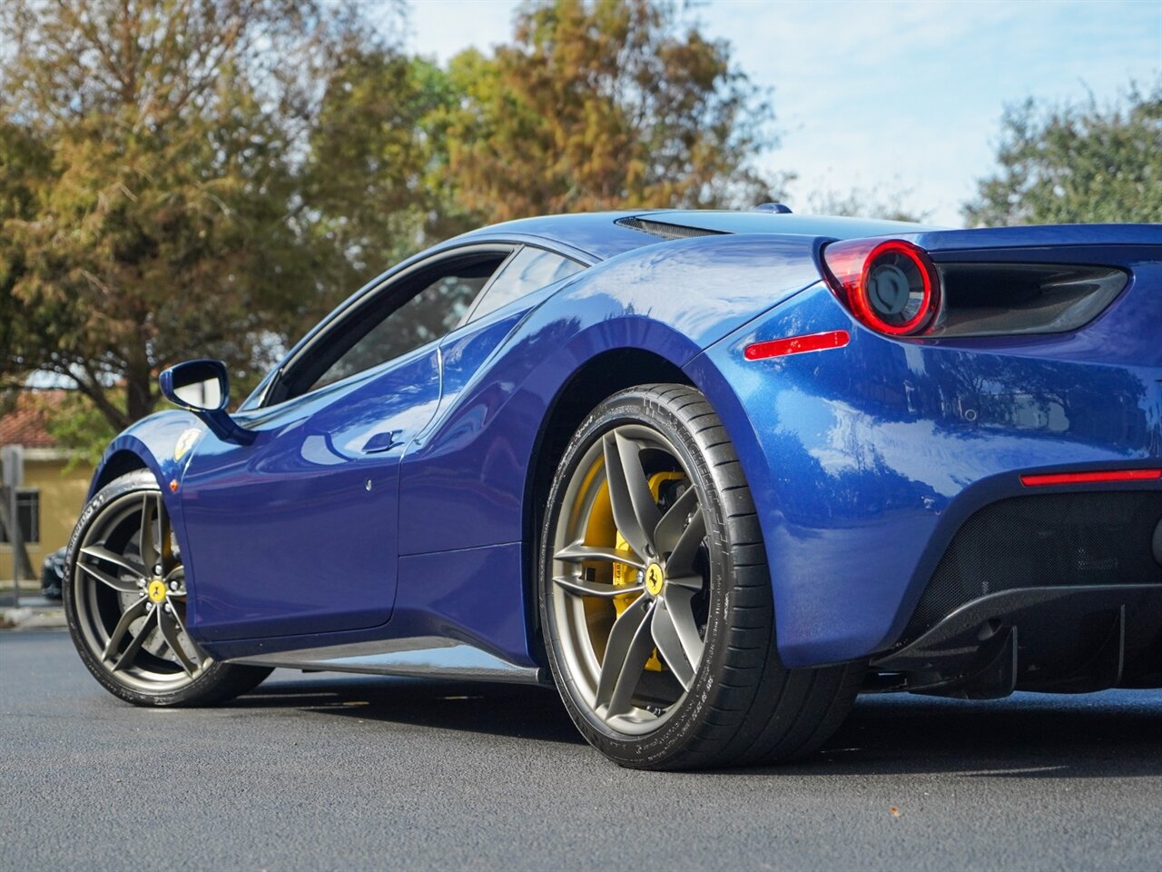 2018 Ferrari 488 GTB   - Photo 46 - Bonita Springs, FL 34134