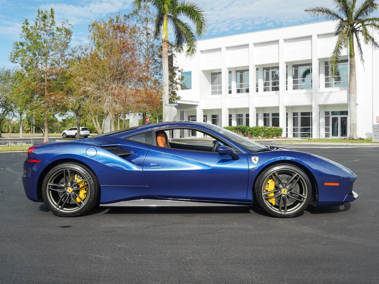 2018 Ferrari 488 GTB   - Photo 63 - Bonita Springs, FL 34134