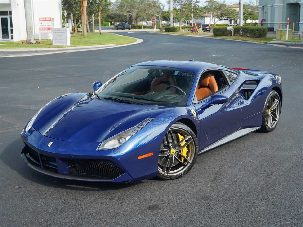 2018 Ferrari 488 GTB   - Photo 8 - Bonita Springs, FL 34134