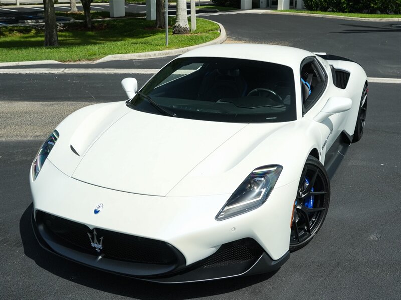 2022 Maserati MC20 - Photo 10 - Bonita Springs, FL 34134