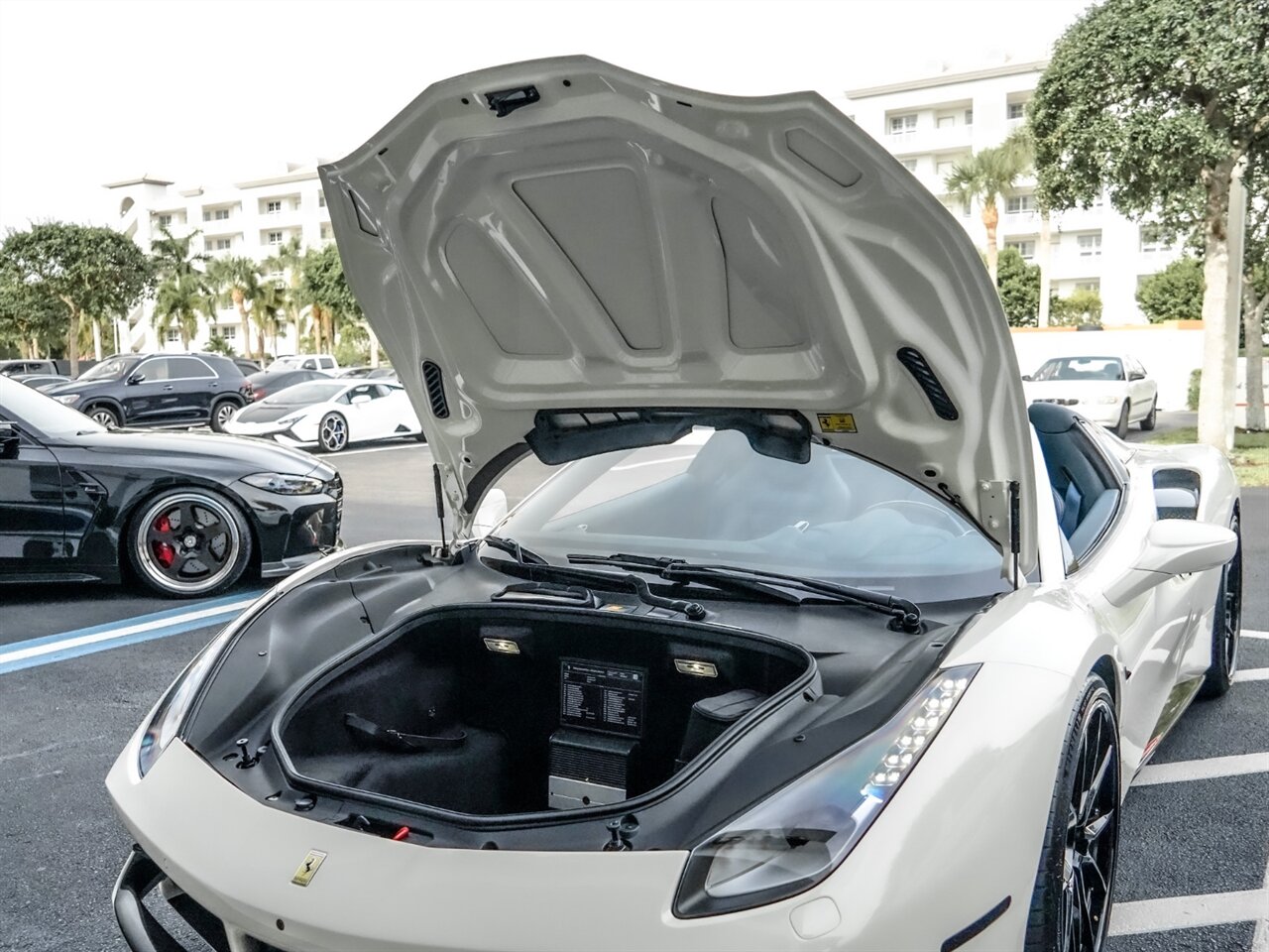 2018 Ferrari 488 Spider   - Photo 33 - Bonita Springs, FL 34134