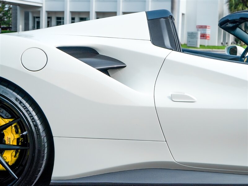 2018 Ferrari 488 Spider - Photo 49 - Bonita Springs, FL 34134