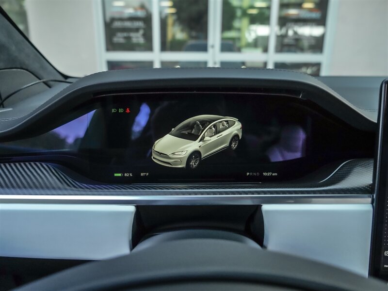 2022 Tesla Model X Plaid - Photo 14 - Bonita Springs, FL 34134