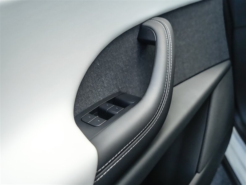 2022 Tesla Model X Plaid - Photo 22 - Bonita Springs, FL 34134