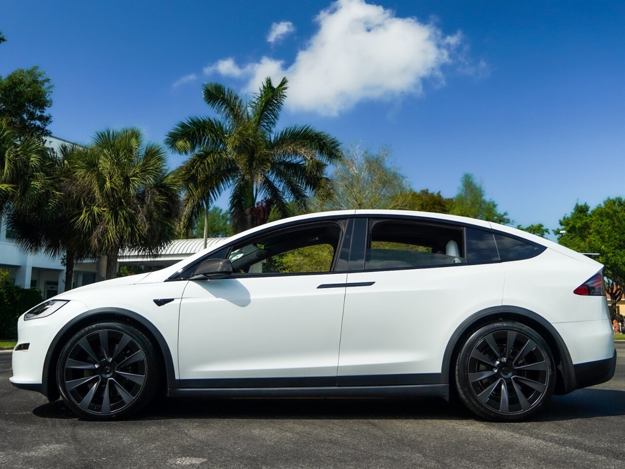 2022 Tesla Model X Plaid   - Photo 34 - Bonita Springs, FL 34134