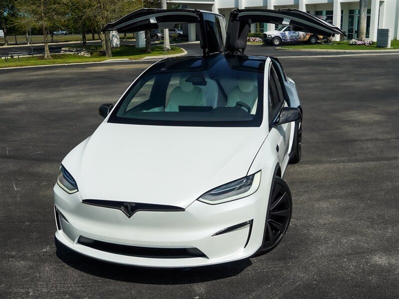 2022 Tesla Model X Plaid - Photo 10 - Bonita Springs, FL 34134