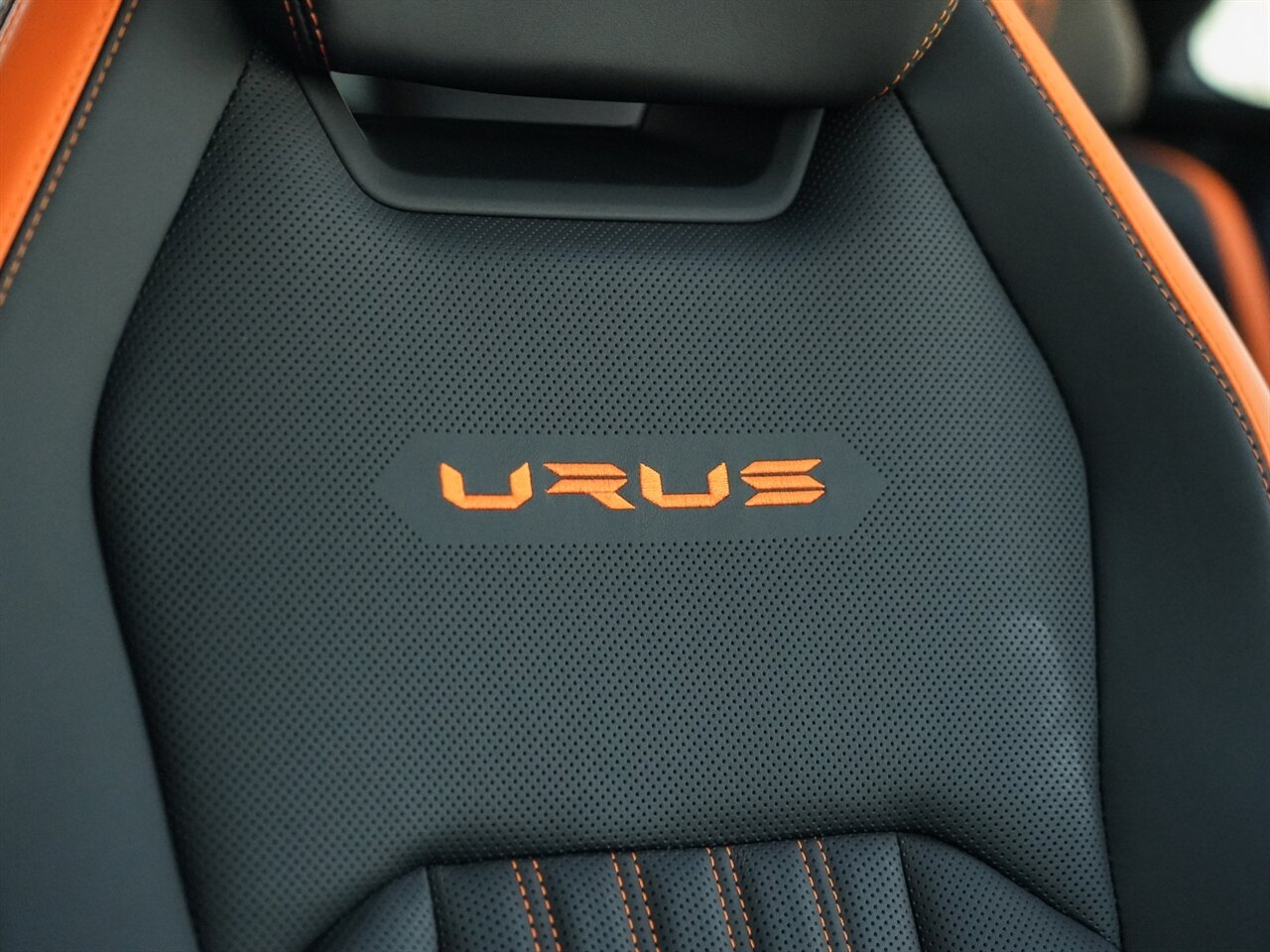 2023 Lamborghini Urus S   - Photo 34 - Bonita Springs, FL 34134