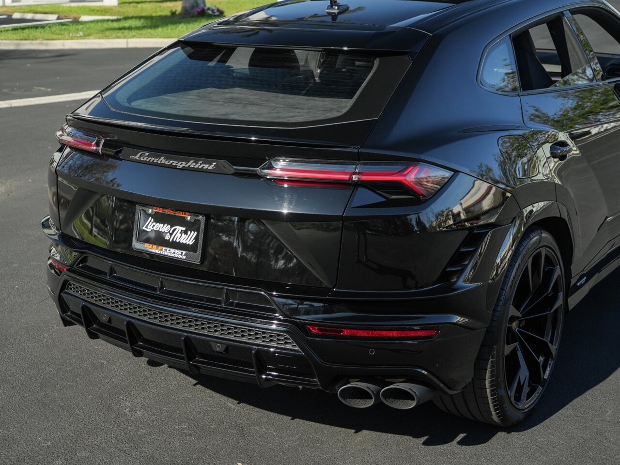 2023 Lamborghini Urus S   - Photo 78 - Bonita Springs, FL 34134