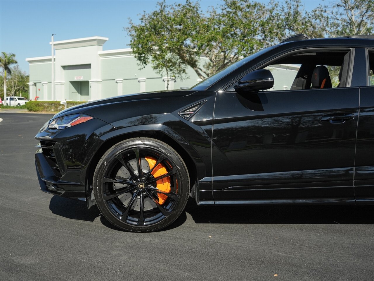 2023 Lamborghini Urus S   - Photo 63 - Bonita Springs, FL 34134