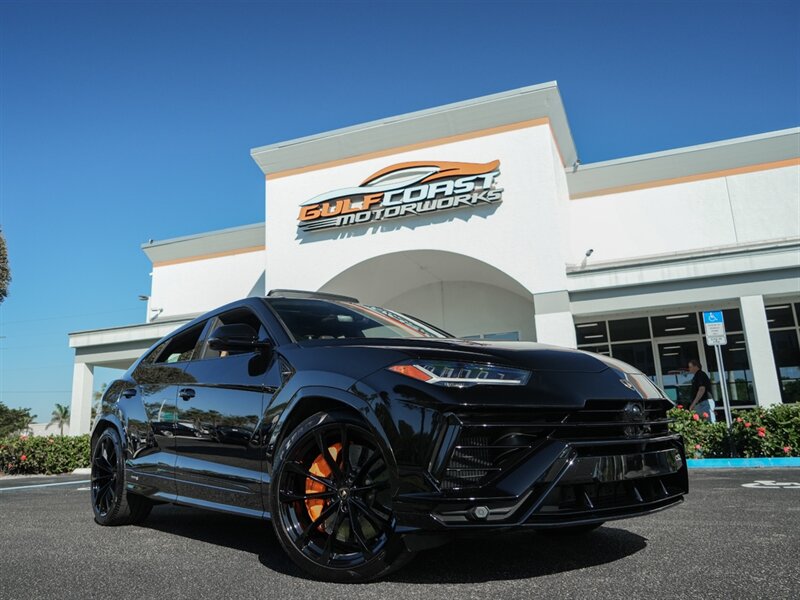 2023 Lamborghini Urus S   - Photo 1 - Bonita Springs, FL 34134