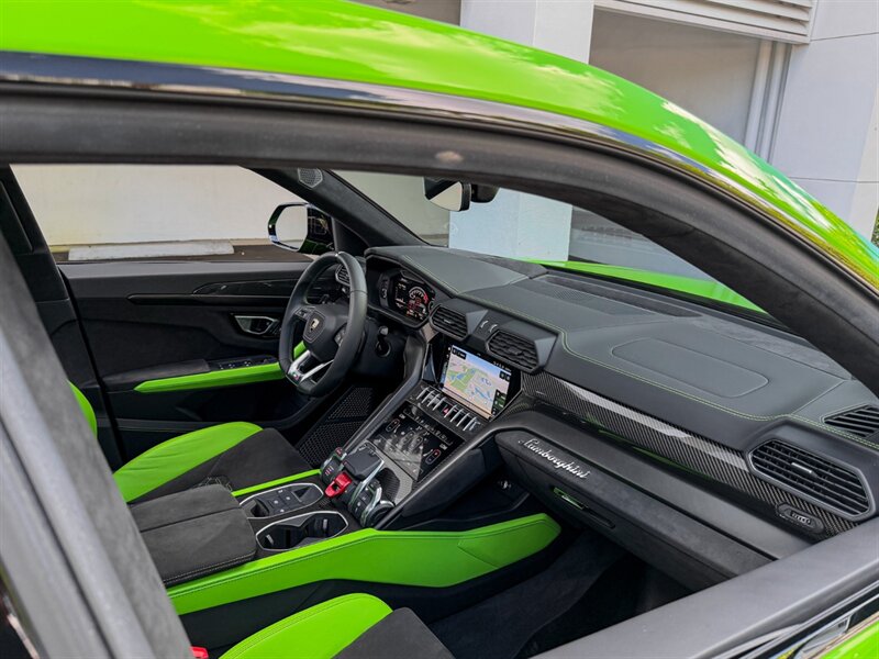 2021 Lamborghini Urus   - Photo 32 - Bonita Springs, FL 34134