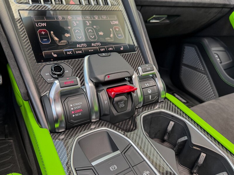 2021 Lamborghini Urus   - Photo 18 - Bonita Springs, FL 34134