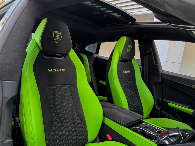 2021 Lamborghini Urus   - Photo 37 - Bonita Springs, FL 34134