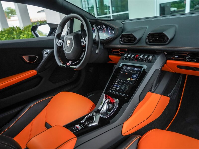 2022 Lamborghini Huracan EVO   - Photo 24 - Bonita Springs, FL 34134
