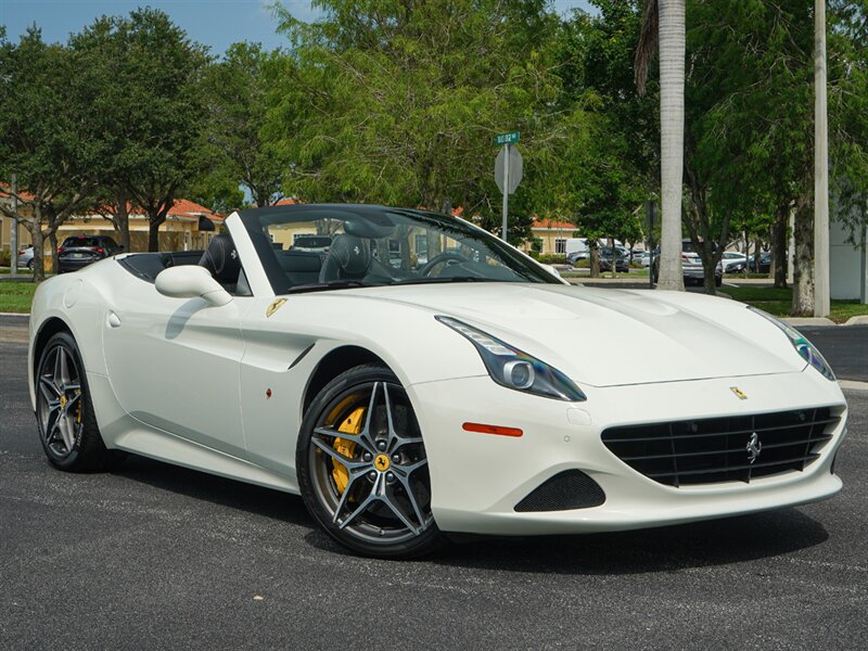 2015 Ferrari California T   - Photo 44 - Bonita Springs, FL 34134