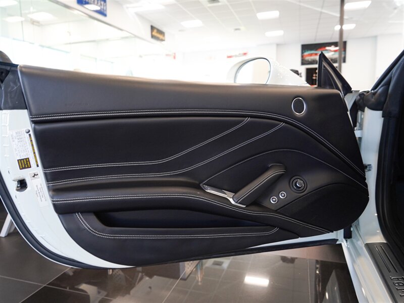 2015 Ferrari California T   - Photo 21 - Bonita Springs, FL 34134