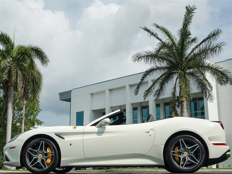 2015 Ferrari California T   - Photo 17 - Bonita Springs, FL 34134