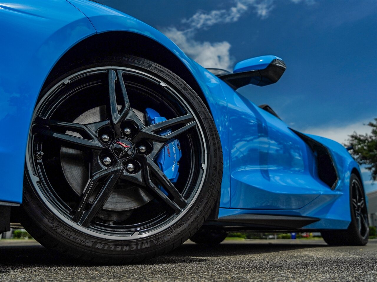 2021 Chevrolet Corvette Stingray   - Photo 10 - Bonita Springs, FL 34134