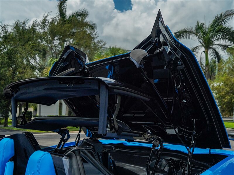 2021 Chevrolet Corvette Stingray   - Photo 3 - Bonita Springs, FL 34134