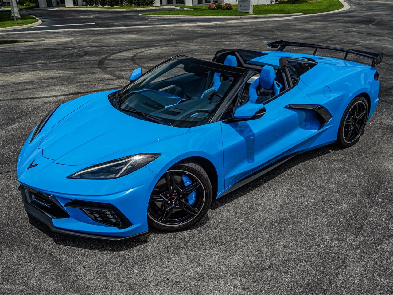 2021 Chevrolet Corvette Stingray   - Photo 9 - Bonita Springs, FL 34134