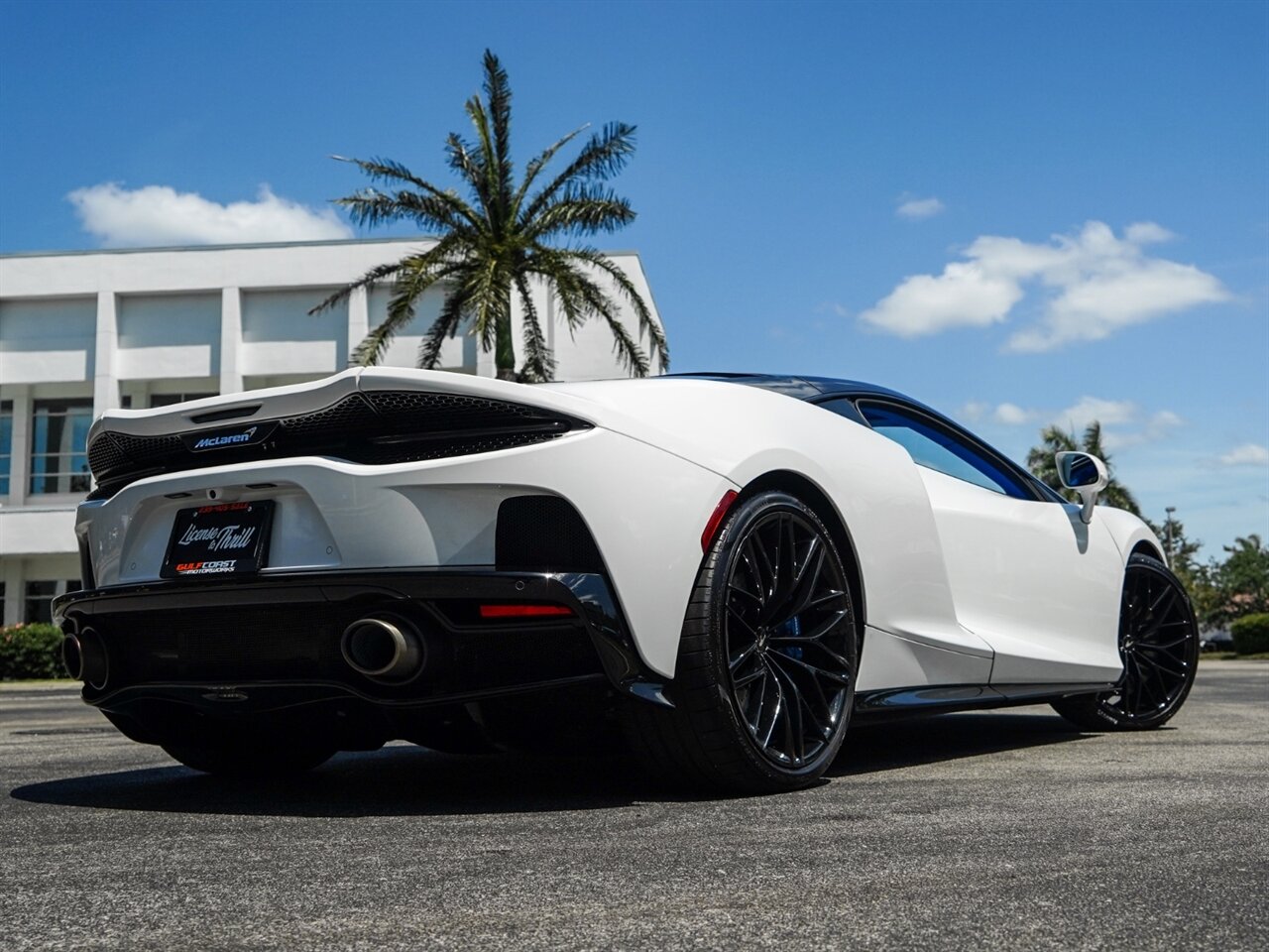 2022 McLaren GT   - Photo 64 - Bonita Springs, FL 34134