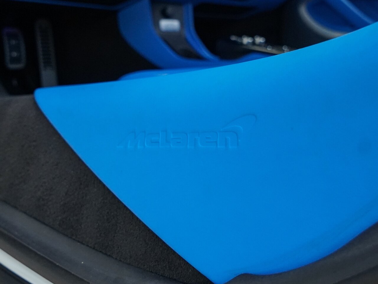 2022 McLaren GT   - Photo 28 - Bonita Springs, FL 34134