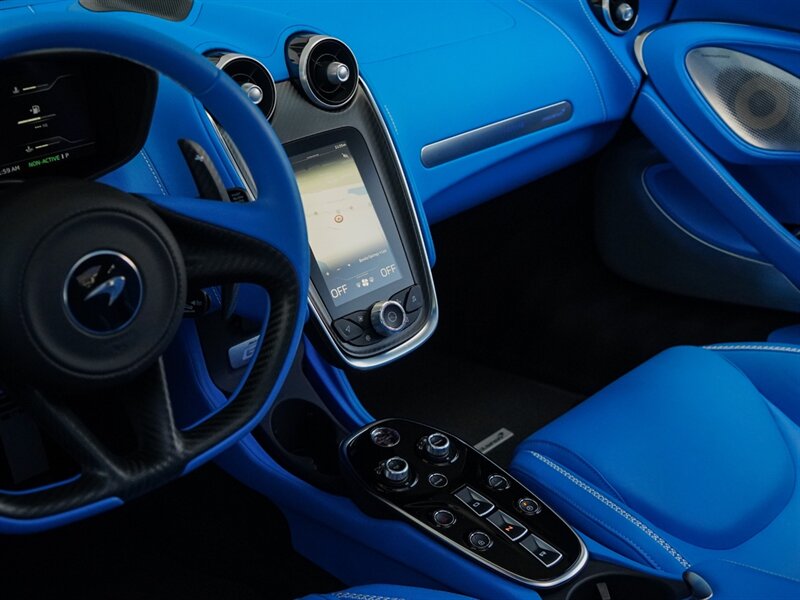 2022 McLaren GT - Photo 18 - Bonita Springs, FL 34134