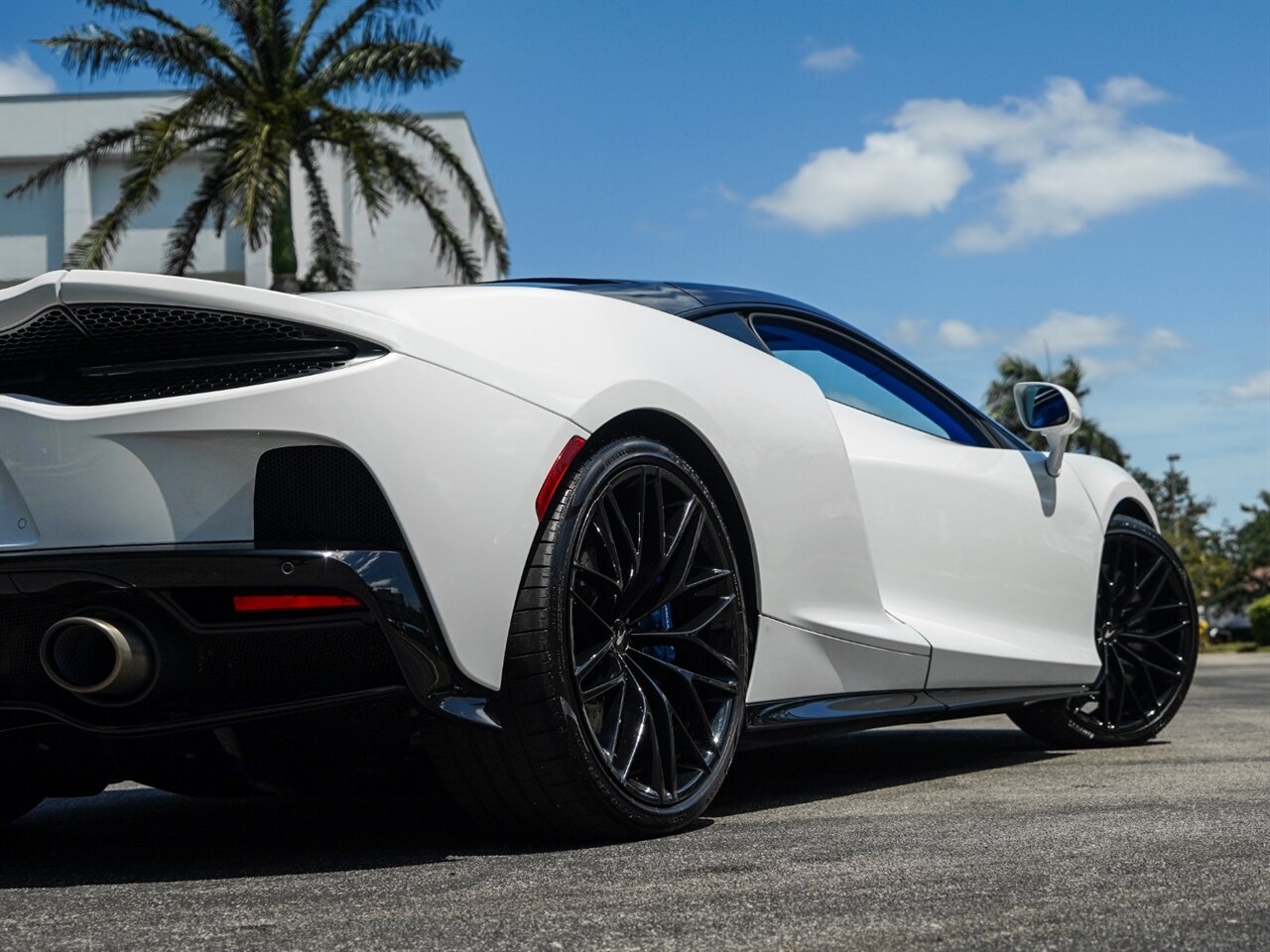 2022 McLaren GT   - Photo 66 - Bonita Springs, FL 34134