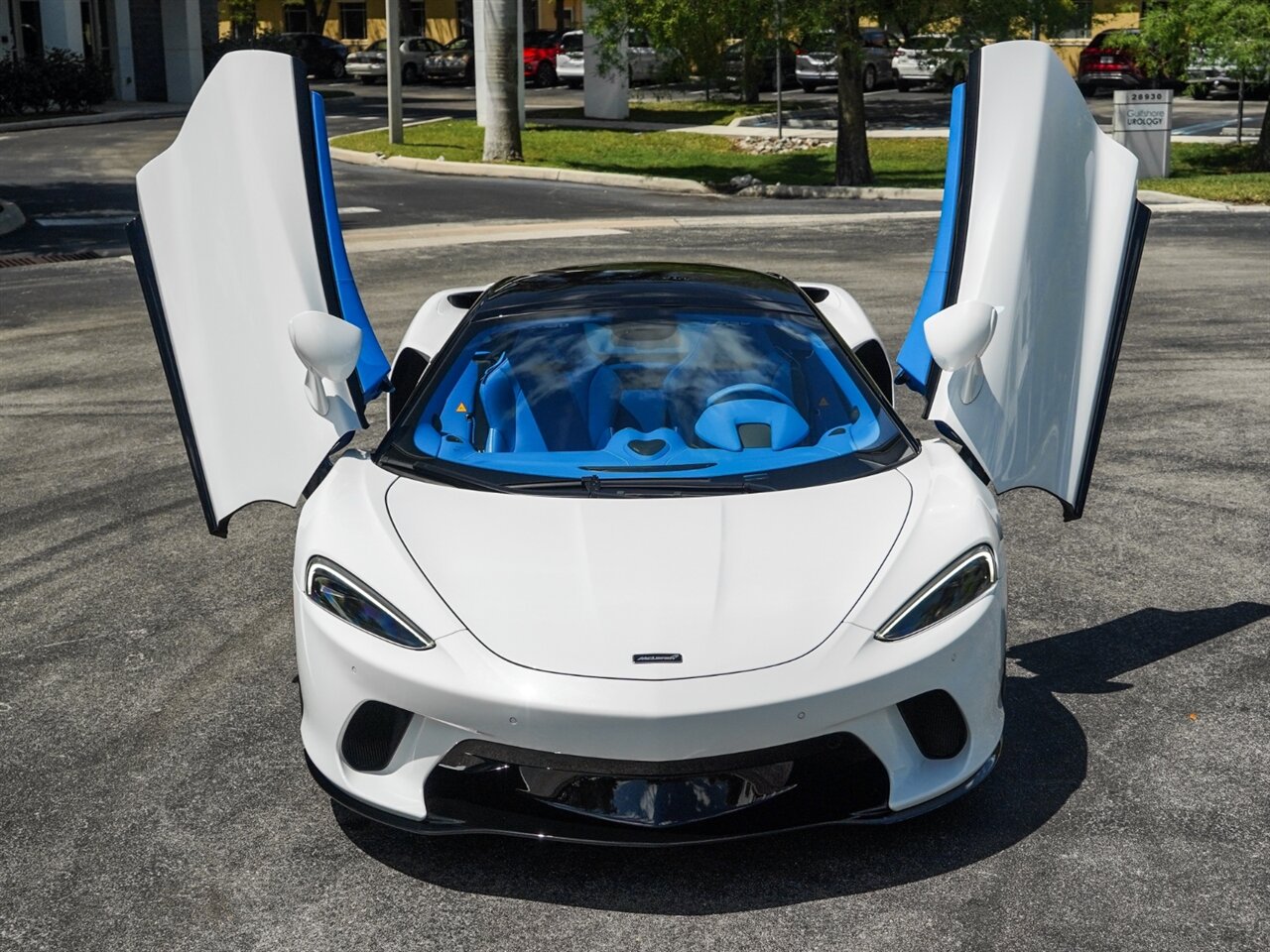 2022 McLaren GT   - Photo 7 - Bonita Springs, FL 34134