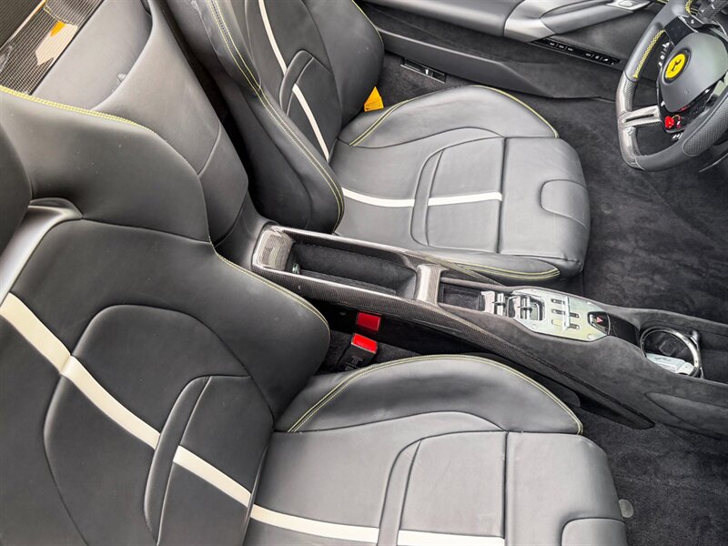 2024 Ferrari SF90 Spider - Photo 29 - Bonita Springs, FL 34134