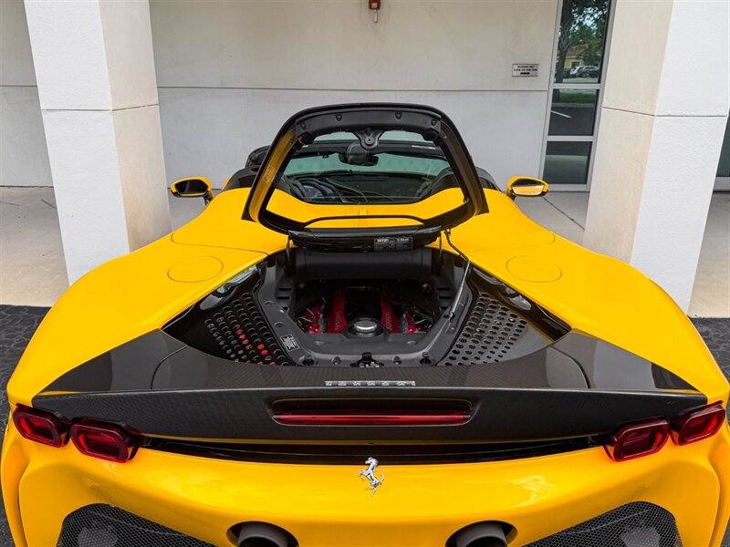 2024 Ferrari SF90 Spider - Photo 35 - Bonita Springs, FL 34134