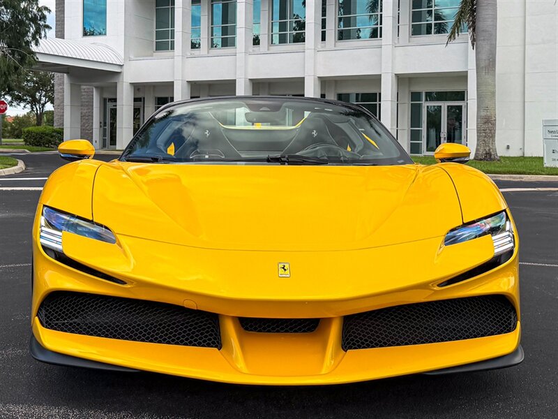 2024 Ferrari SF90 Spider - Photo 6 - Bonita Springs, FL 34134