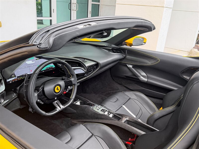 2024 Ferrari SF90 Spider  