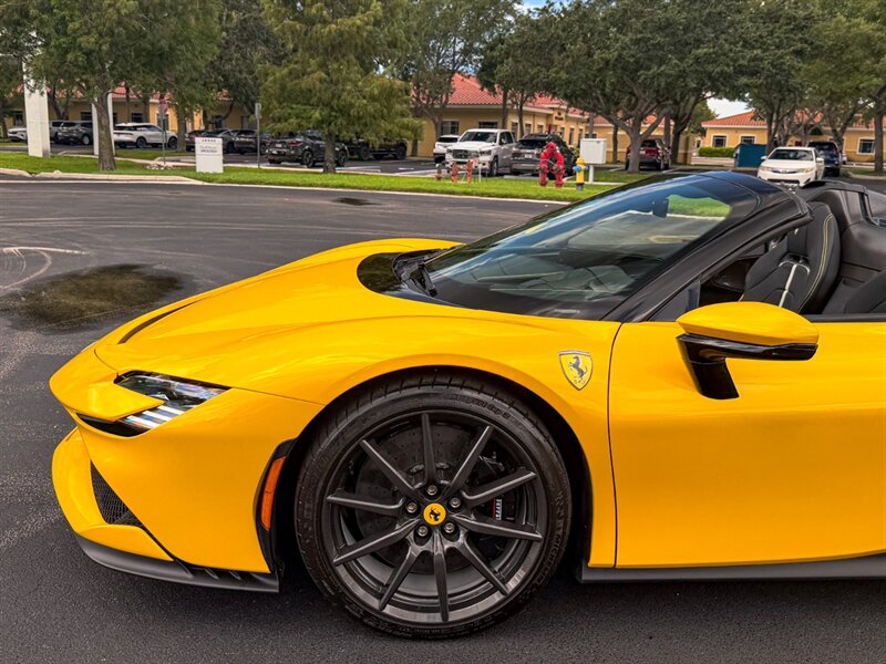 2024 Ferrari SF90 Spider - Photo 39 - Bonita Springs, FL 34134