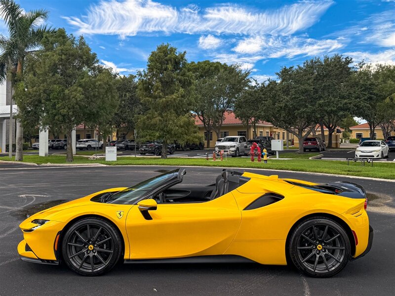 2024 Ferrari SF90 Spider - Photo 38 - Bonita Springs, FL 34134