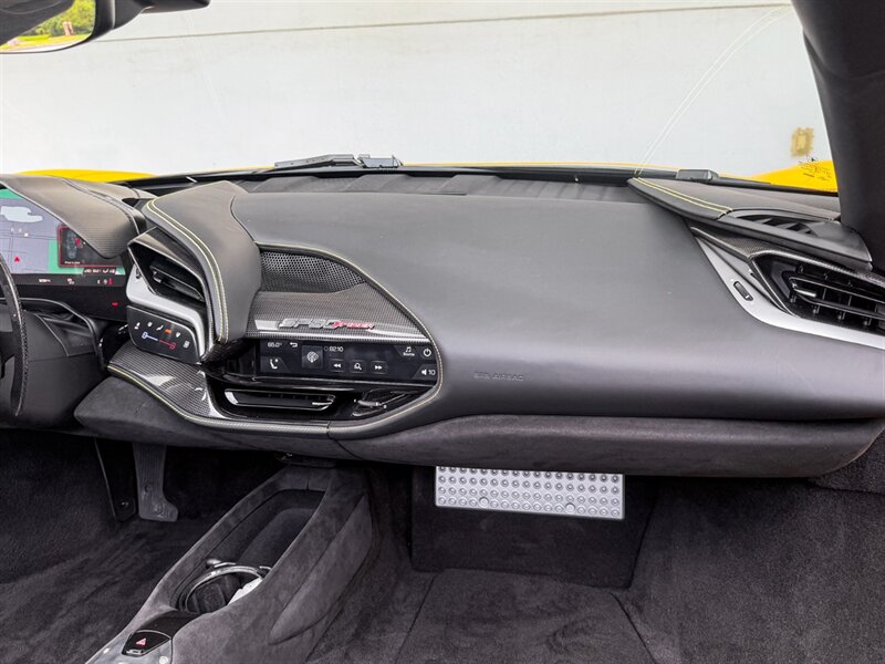 2024 Ferrari SF90 Spider - Photo 32 - Bonita Springs, FL 34134