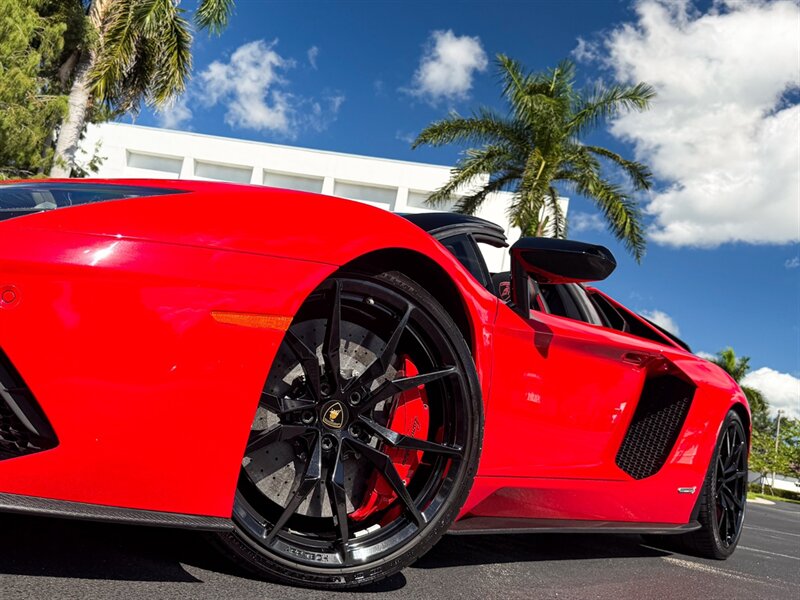 2019 Lamborghini Aventador LP 740-4 S   - Photo 13 - Bonita Springs, FL 34134