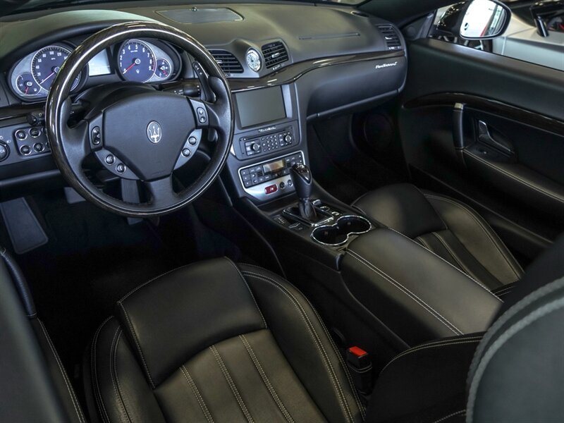 2012 Maserati GranTurismo C   - Photo 2 - Bonita Springs, FL 34134