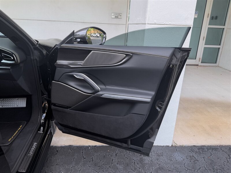 2023 Ferrari Purosangue   - Photo 42 - Bonita Springs, FL 34134