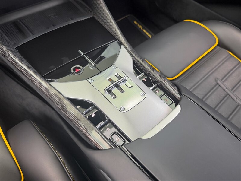 2023 Ferrari Purosangue   - Photo 19 - Bonita Springs, FL 34134