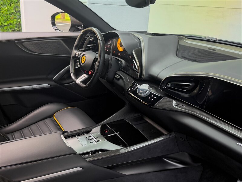 2023 Ferrari Purosangue   - Photo 38 - Bonita Springs, FL 34134