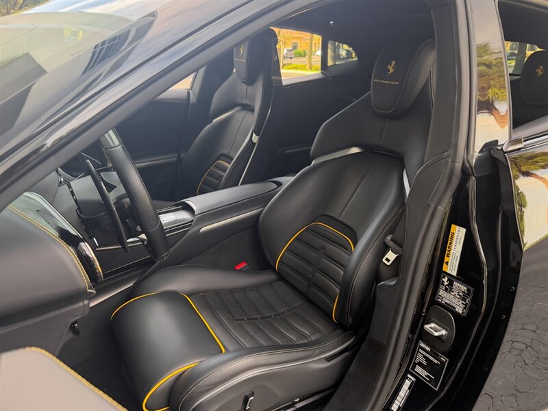 2023 Ferrari Purosangue   - Photo 21 - Bonita Springs, FL 34134