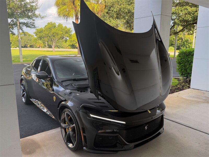2023 Ferrari Purosangue   - Photo 47 - Bonita Springs, FL 34134