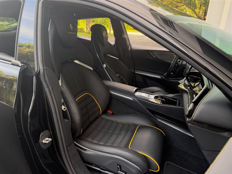 2023 Ferrari Purosangue   - Photo 35 - Bonita Springs, FL 34134