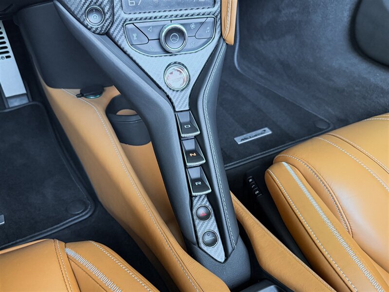 2022 McLaren 720S Spider - Photo 20 - Bonita Springs, FL 34134