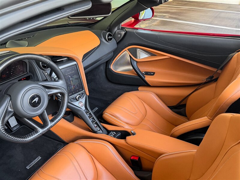 2022 McLaren 720S Spider - Photo 16 - Bonita Springs, FL 34134