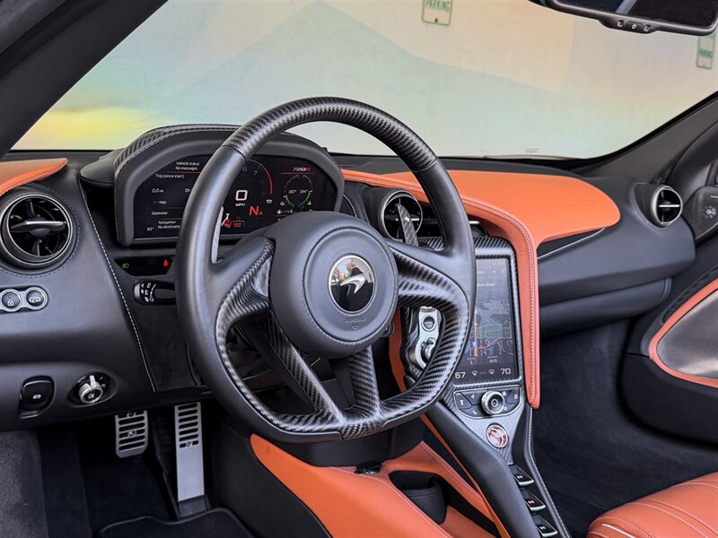 2022 McLaren 720S Spider - Photo 14 - Bonita Springs, FL 34134