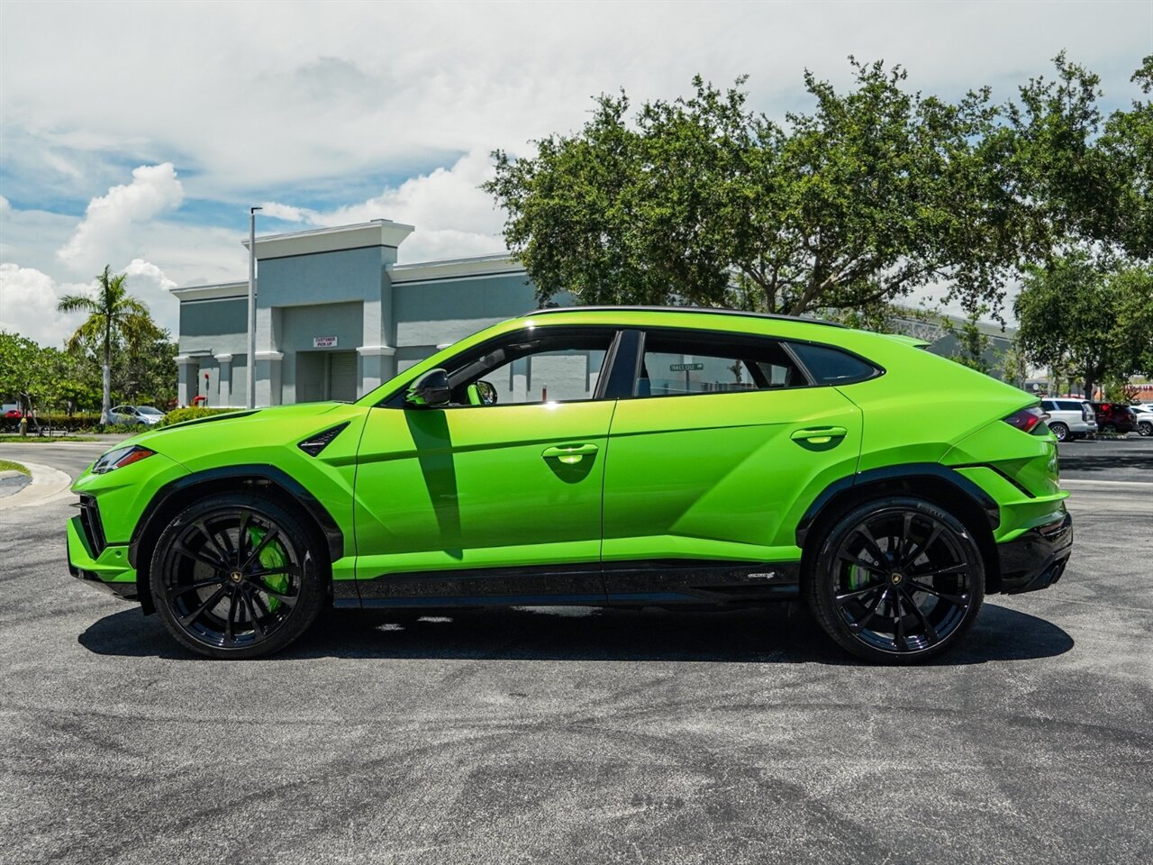 2023 Lamborghini Urus S   - Photo 51 - Bonita Springs, FL 34134